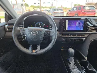 Toyota Camry 2025 SE 4dr Sedan