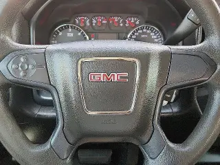 GMC Sierra 2500HD 2019 4x4 Base 4dr Crew Cab LB