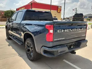 Chevrolet Silverado 1500 Limited 2022 4x2 Custom 4dr Crew Cab 5.8 ft. SB