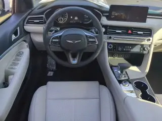 Genesis G70 2025 2.5T Standard 4dr Sedan
