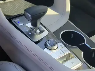 Genesis G70 2025 2.5T Standard 4dr Sedan