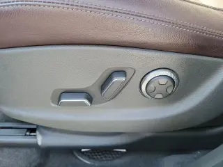 Genesis GV70 2024 AWD 2.5T Standard 4dr SUV