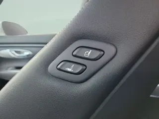 Genesis GV70 2025 AWD 2.5T Standard 4dr SUV