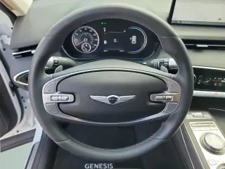 Genesis GV70 2025 AWD 2.5T Standard 4dr SUV