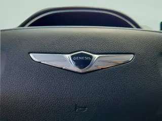 Genesis GV70 2025 AWD 2.5T Standard 4dr SUV