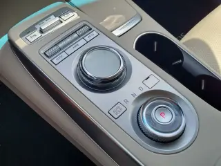 Genesis GV70 2023 AWD 2.5T Standard 4dr SUV