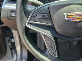 Cadillac XT5 2025 Luxury 4dr SUV
