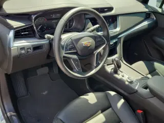 Cadillac XT5 2025 Luxury 4dr SUV