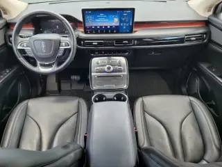 Lincoln Nautilus 2023 Reserve 4dr SUV