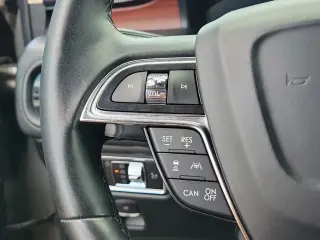 Lincoln Nautilus 2023 Reserve 4dr SUV