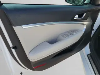 Genesis G70 2025 2.5T Standard 4dr Sedan