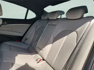 Genesis G70 2025 2.5T Standard 4dr Sedan