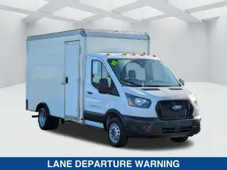 Ford Transit 2022 350 HD 2dr 138 in. WB DRW Cutaway Chassis w/9950 Lb. GVWR