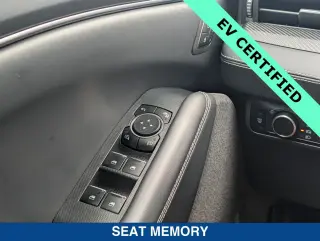 Ford Mustang Mach-E 2025 AWD Premium 4dr SUV