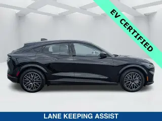 Ford Mustang Mach-E 2025 AWD Premium 4dr SUV