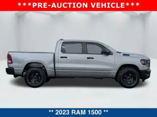 Ram 1500 2023 4x4 Tradesman 4dr Crew Cab 5.6 ft. SB Pickup