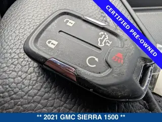 GMC Sierra 1500 2021 4x4 Denali 4dr Crew Cab 5.8 ft. SB