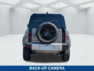Land Rover Defender 2021 AWD 110 SE 4dr SUV