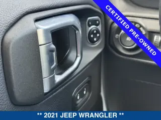 Jeep Wrangler Unlimited 2021 4x4 Sahara 4dr SUV