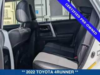 Toyota 4Runner 2022 4x4 SR5 Premium 4dr SUV