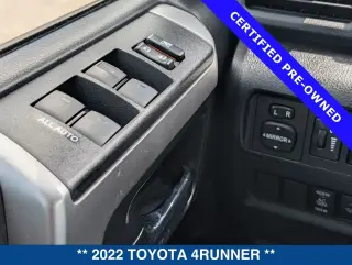 Toyota 4Runner 2022 4x4 SR5 Premium 4dr SUV