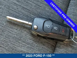 Ford F-150 2023 4x4 XL 4dr SuperCrew 5.5 ft. SB