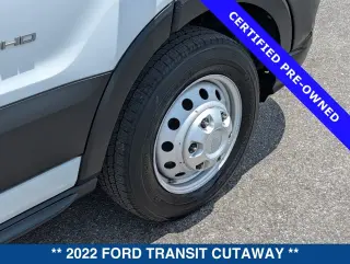 Ford Transit 2022 350 HD 2dr 138 in. WB DRW Cutaway Chassis w/9950 Lb. GVWR