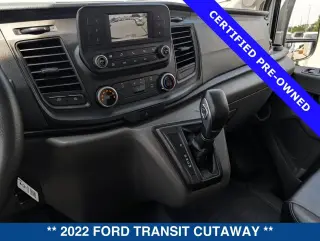 Ford Transit 2022 350 HD 2dr 138 in. WB DRW Cutaway Chassis w/9950 Lb. GVWR