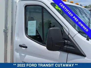 Ford Transit 2022 350 HD 2dr 138 in. WB DRW Cutaway Chassis w/9950 Lb. GVWR