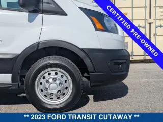 Ford Transit 2023 350 HD 2dr 138 in. WB DRW Cutaway Chassis w/9950 Lb. GVWR