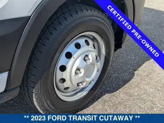 Ford Transit 2023 350 HD 2dr 138 in. WB DRW Cutaway Chassis w/9950 Lb. GVWR