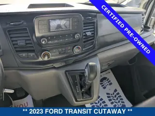 Ford Transit 2023 350 HD 2dr 138 in. WB DRW Cutaway Chassis w/9950 Lb. GVWR