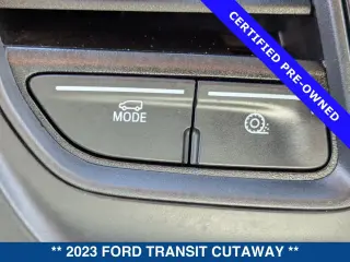 Ford Transit 2023 350 HD 2dr 138 in. WB DRW Cutaway Chassis w/9950 Lb. GVWR