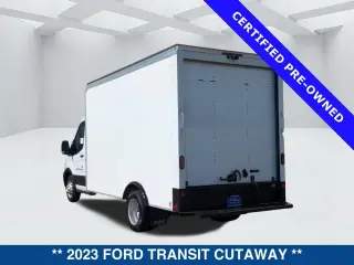 Ford Transit 2023 350 HD 2dr 138 in. WB DRW Cutaway Chassis w/9950 Lb. GVWR