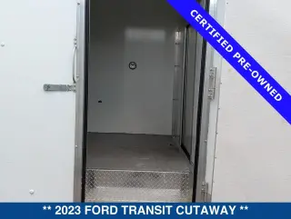 Ford Transit 2023 350 HD 2dr 138 in. WB DRW Cutaway Chassis w/9950 Lb. GVWR