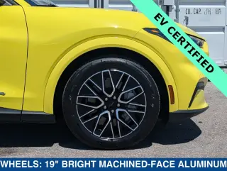 Ford Mustang Mach-E 2025 AWD Premium 4dr SUV