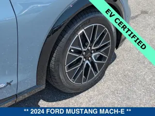 Ford Mustang Mach-E 2024 AWD Premium 4dr SUV