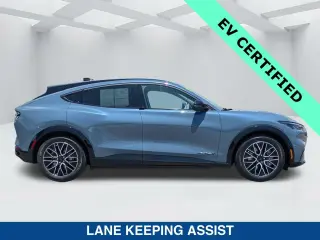 Ford Mustang Mach-E 2024 AWD Premium 4dr SUV