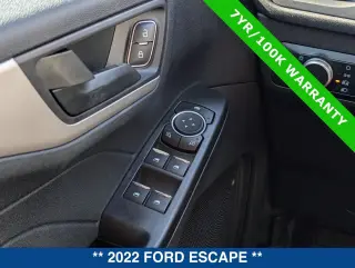 Ford Escape 2022 SE 4dr SUV