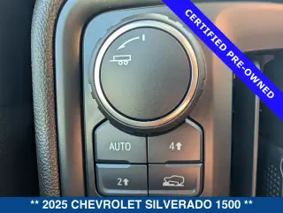 Chevrolet Silverado 1500 2025 4x4 Custom 4dr Crew Cab 5.8 ft. SB
