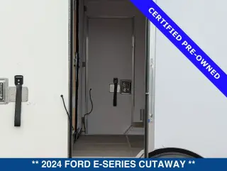Ford E-Series 2024 E-350 SD 2dr 138 in. WB SRW Cutaway Chassis