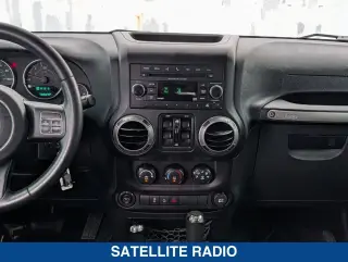 Jeep Wrangler Unlimited 2015 4x4 Sport 4dr SUV