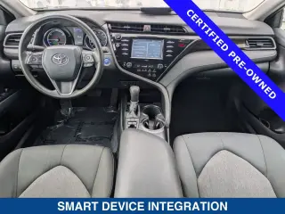 Toyota Camry Hybrid 2020 LE 4dr Sedan