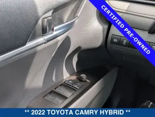 Toyota Camry Hybrid 2022 SE 4dr Sedan