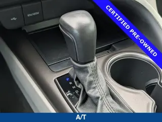 Toyota Camry Hybrid 2022 SE 4dr Sedan