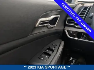 Kia Sportage 2023 AWD LX 4dr SUV