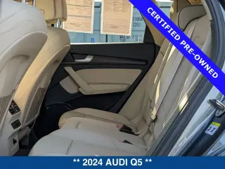 Audi Q5 2024 AWD quattro S line Premium 45 TFSI 4dr SUV