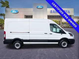 Ford Transit 2023 250 3dr SWB Medium Roof Cargo Van