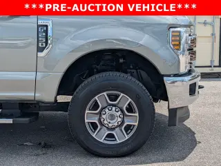 Ford F-250 Super Duty 2019 4x4 King Ranch 4dr Crew Cab 6.8 ft. SB Pickup