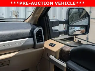 Ford F-250 Super Duty 2019 4x4 King Ranch 4dr Crew Cab 6.8 ft. SB Pickup